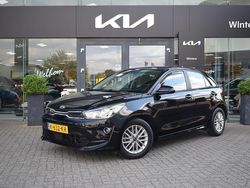 Zwart Gebruikt 2021 Kia Rio Hatchback | € 17.385 (Eerlijke prijs)