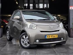 Bruin Gebruikt 2010 Toyota iQ Hatchback | € 4.500 (Eerlijke prijs)