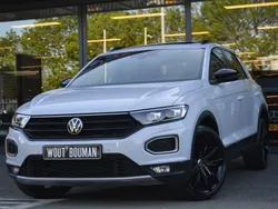 Wit Gebruikt 2022 VW T-Roc Sport SUV | € 30.900 (Eerlijke prijs)