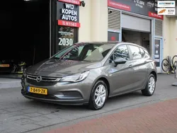 Grijs Gebruikt 2017 Opel Astra Innovation Hatchback | € 12.950 (Goede deal)