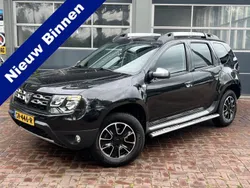 Zwart, metallic lak Gebruikt 2016 Dacia Duster Lauréate SUV | € 12.500 (Eerlijke prijs)