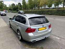 Grijs Gebruikt 2011 BMW 325 Luxury Line Stationwagen | € 3.950 (Eerlijke prijs)
