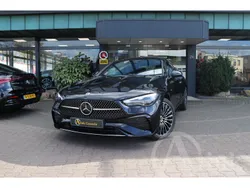 Zwart Gebruikt 2024 Mercedes CLE300 AMG line Coupé | € 70.500