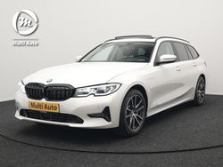 Wit Gebruikt 2021 BMW 330e Comfort Edition Stationwagen | € 31.930 (Super prijs)