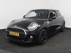 Zwart Gebruikt 2018 Mini ONE Hatchback | € 13.800 (Goede deal)