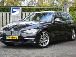 Zwart Gebruikt 2018 BMW 320 Luxury Line Stationwagen | € 21.750 (Eerlijke prijs)