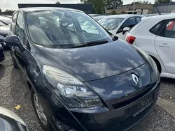 Zwart Gebruikt 2012 Renault Scénic III MPV | € 3.950 (Super prijs)