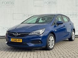 Blauw Gebruikt 2020 Opel Astra Edition Hatchback | € 14.500 (Eerlijke prijs)