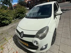 Beige Gebruikt 2012 Renault Twingo Collection Hatchback | € 2.900 (Eerlijke prijs)