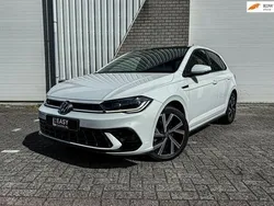 Wit Gebruikt 2022 VW Polo Business Hatchback | € 25.950 (Iets duurder)