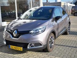 Grijs Gebruikt 2015 Renault Captur Dynamique SUV | € 10.545 (Eerlijke prijs)