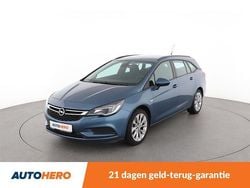 Blauw Gebruikt 2017 Opel Astra Edition Stationwagen | € 10.549 (Eerlijke prijs)