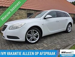 Wit Gebruikt 2009 Opel Insignia Executive Stationwagen | € 4.800 (Duur)