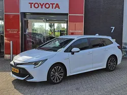 Wit Gebruikt 2021 Toyota Corolla Stationwagen | € 20.400 (Goede deal)