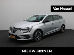 Grijs, metallic lak Gebruikt 2024 Renault Mégane GrandTour Techno Stationwagen | € 27.440 (Iets duurder)