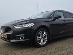 Zwart (metallic) Gebruikt 2015 Ford Mondeo Titanium Stationwagen | € 5.499