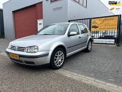 Grijs Gebruikt 2001 VW Golf IV Trendline Hatchback | € 899 (Goede deal)