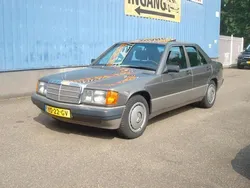 Grijs Gebruikt 1990 Mercedes 190 Sedan | € 8.950