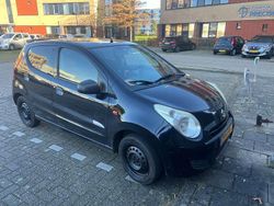 Zwart Gebruikt 2010 Suzuki Alto Comfort Hatchback | € 2.800 (Iets duurder)