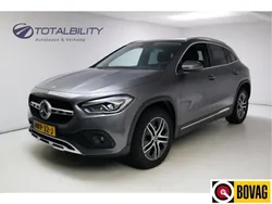 Grijs Gebruikt 2022 Mercedes GLA250 Progressive SUV | € 35.950 (Super prijs)