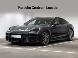Grijs Gebruikt 2024 Porsche Panamera Sedan | € 151.605