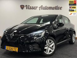 Zwart Gebruikt 2020 Renault Clio V Zen Hatchback | € 14.250 (Eerlijke prijs)