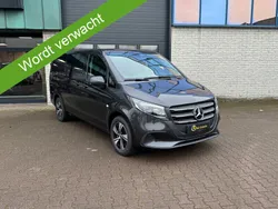 Grijs Gebruikt 2024 Mercedes Vito MPV | € 51.950