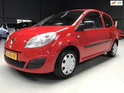 Rood Gebruikt 2011 Renault Twingo Authentique Hatchback | € 2.599 (Goede deal)
