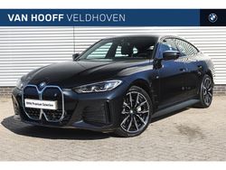 Saphirschwarz Gebruikt 2023 BMW i4 M Sport Sedan | € 46.350 (Eerlijke prijs)