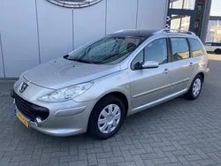 Grijs Gebruikt 2006 Peugeot 307 Stationwagen | € 1.450 (Eerlijke prijs)