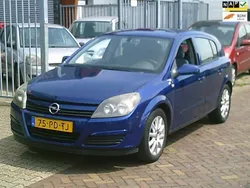Blauw Gebruikt 2004 Opel Astra Enjoy Hatchback | € 1.750 (Eerlijke prijs)