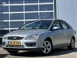 Grijs Gebruikt 2007 Ford Focus Futura Hatchback | € 2.850 (Eerlijke prijs)