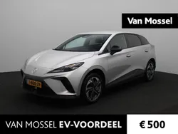 Grijs, metallic lak Gebruikt 2023 MG MG4 EV Comfort Hatchback | € 22.995 (Eerlijke prijs)