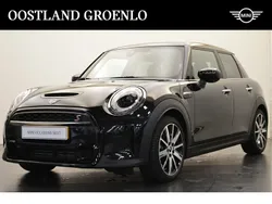 Zwart Gebruikt 2024 Mini Cooper S Classic Hatchback | € 35.450 (Iets duurder)