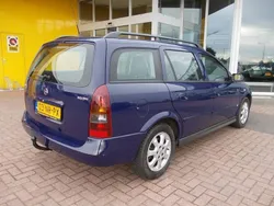 Blauw Gebruikt 2004 Opel Astra Stationwagen | € 3.950