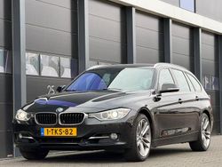 Zwart Gebruikt 2014 BMW 325 Executive Stationwagen | € 7.950