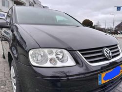 Gebruikt 2005 VW Touran Highline MPV | € 3.000