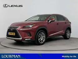 Rood Gebruikt 2018 Lexus NX300h Luxury Line SUV | € 34.745 (Iets duurder)