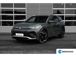 Groen, metallic lak Gebruikt 2024 VW Tiguan Business SUV | € 45.700 (Eerlijke prijs)
