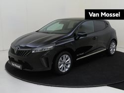 Zwart Gebruikt 2025 Renault Clio V Evolution Hatchback | € 26.585