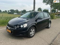 Zwart Gebruikt 2012 Chevrolet Aveo LT Hatchback | € 3.750 (Iets duurder)
