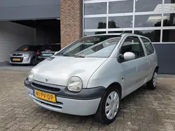 Grijs Gebruikt 2004 Renault Twingo Hatchback | € 1.795 (Eerlijke prijs)
