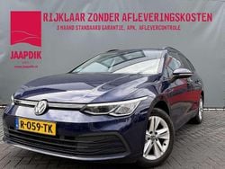 Blauw, metallic lak Gebruikt 2022 VW Golf VIII Business Stationwagen | € 18.899 (Goede deal)