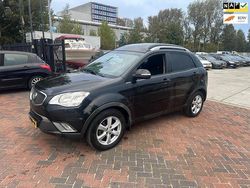 Zwart (metallic) Gebruikt 2012 Ssangyong (KGM) Korando Sapphire | € 4.999