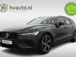Grijs Gebruikt 2022 Volvo V60 R-Design Stationwagen | € 40.895 (Eerlijke prijs)
