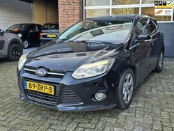 Zwart Gebruikt 2013 Ford Focus Titanium Stationwagen | € 1.250