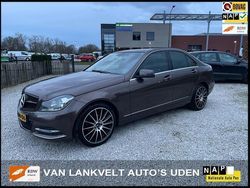 Bruin, metallic lak Gebruikt 2013 Mercedes C200 Avantgarde Sedan | € 14.350 (Eerlijke prijs)