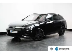 Gebruikt 2025 VW Passat Business Stationwagen | € 50.800