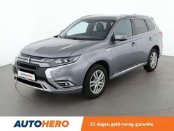 Grijs Gebruikt 2020 Mitsubishi Outlander P-HEV Plus SUV | € 24.749 (Eerlijke prijs)