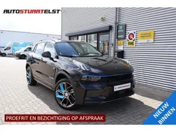 Zwart Gebruikt 2023 Lynk & Co 01 SUV | € 28.950 (Eerlijke prijs)
